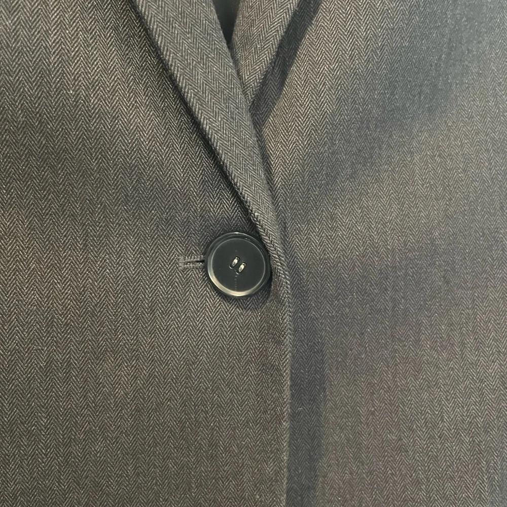 T-Tahari Gray Women's Single Button Blazer Size Large (size tag missing) - Picture 5 of 8